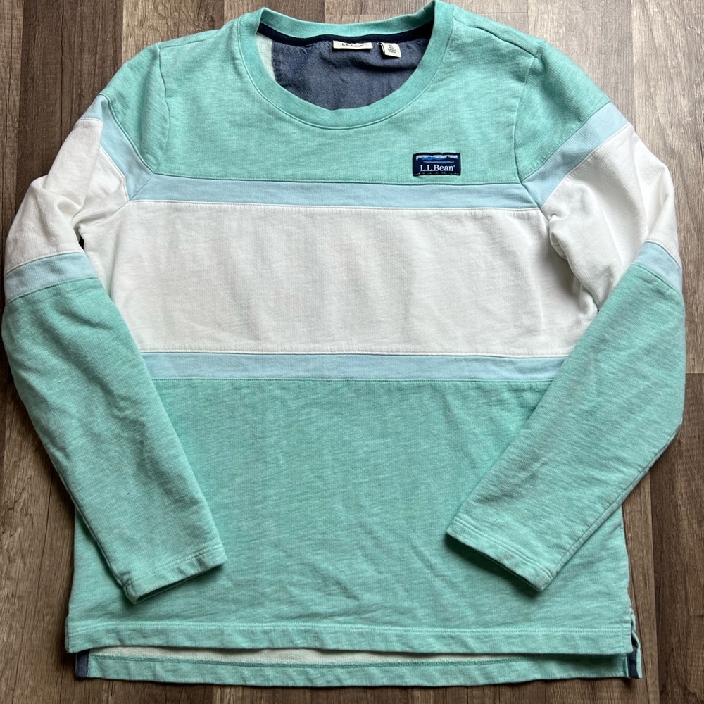 L.L. Bean Women’s size Medium Long sleeve top